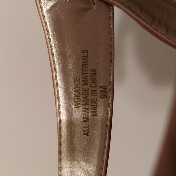 Guess Kayce Faux Leather and Cork Platform Wedge Sandals Size 9.5 Tan Nude - Picture 12 of 16